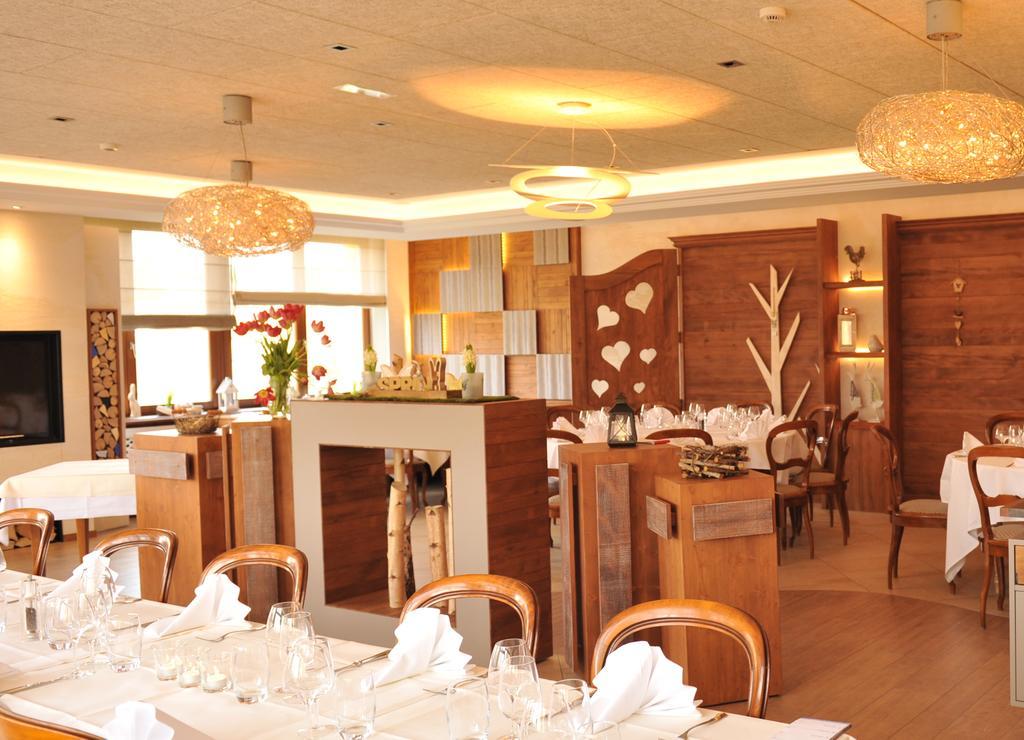 Restaurant A L'Aigle Hotell Wimmenau Eksteriør bilde